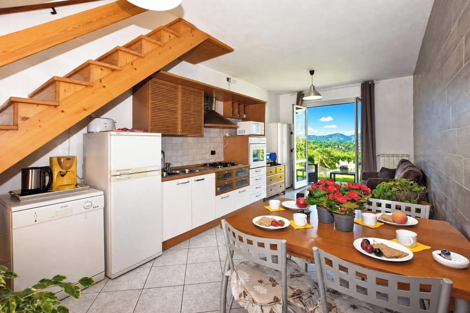 Family House, 1 Bedroom, Microwave, Mountainside (Calla) | Private kitchen