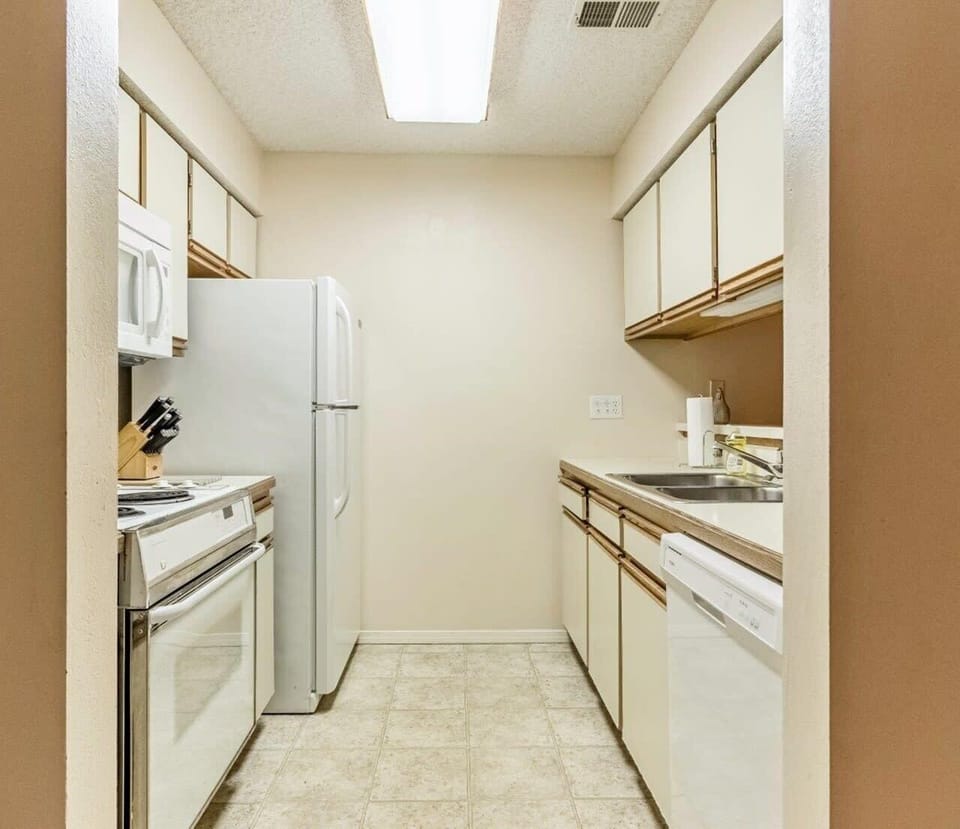 Fully equipped Kitchen with a Keurig.
