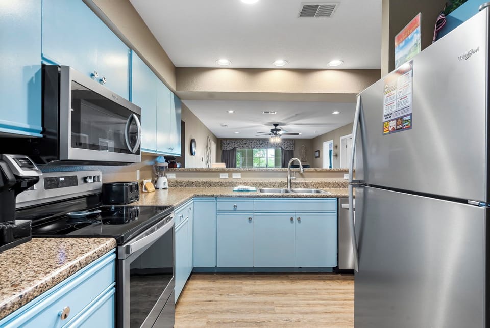 Full Kitchen