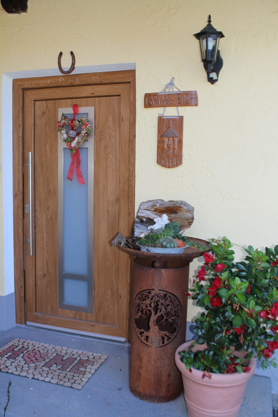 Exterior detail