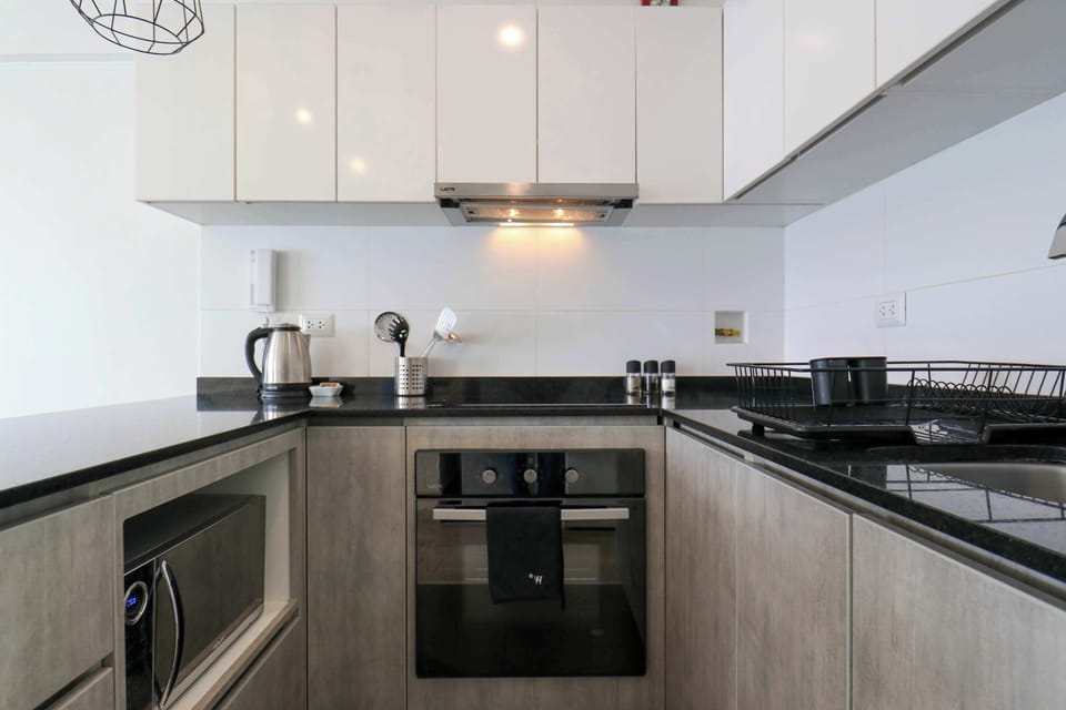 Comfortable and fully equipped kitchen