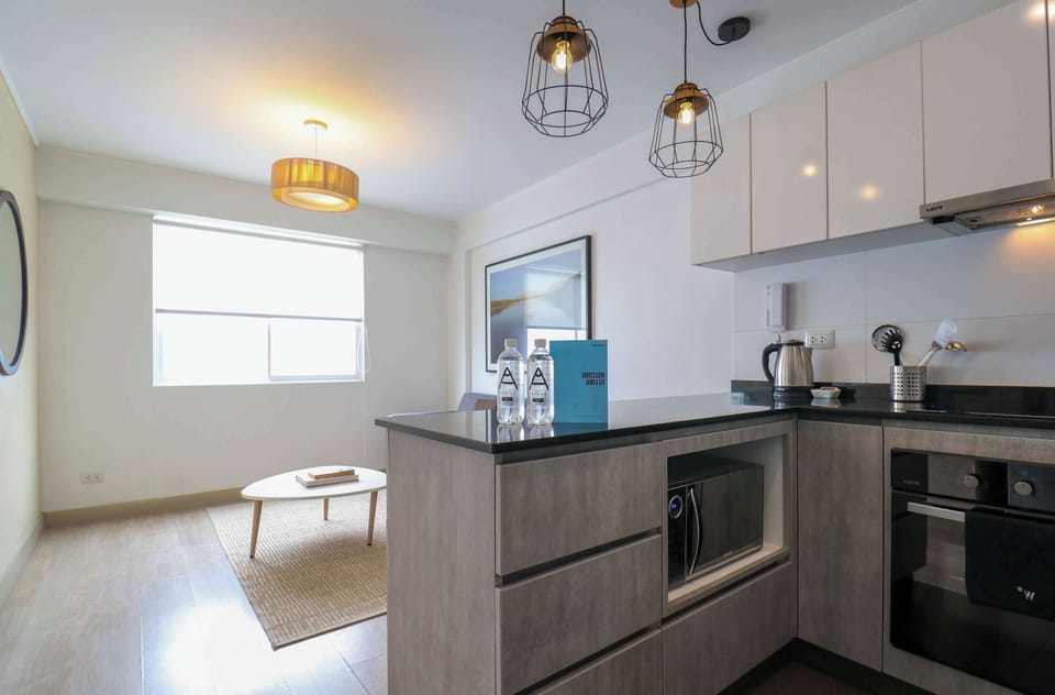 Clean and welcoming kitchen