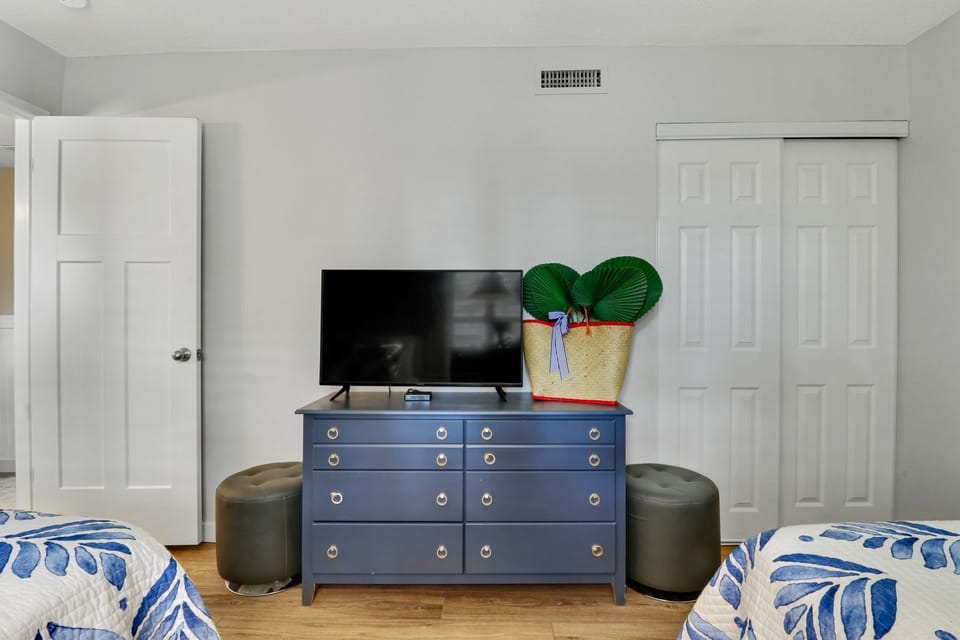 Seascape Villas 3064 - Guest Bedroom