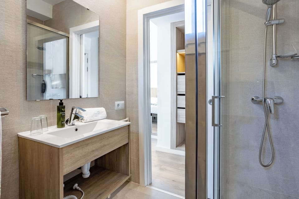 Standard Double Room (Only Adults) | Bathroom | Shower, free toiletries, hair dryer, soap