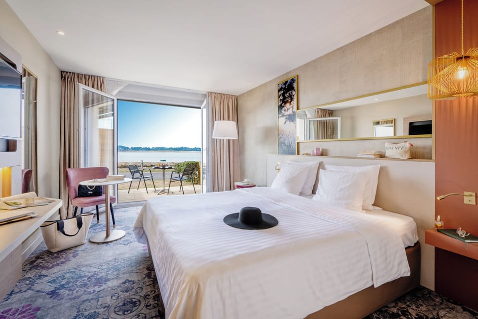 Room, Balcony, Sea View (Spa Access ) | Premium bedding, Tempur-Pedic beds, minibar, in-room safe