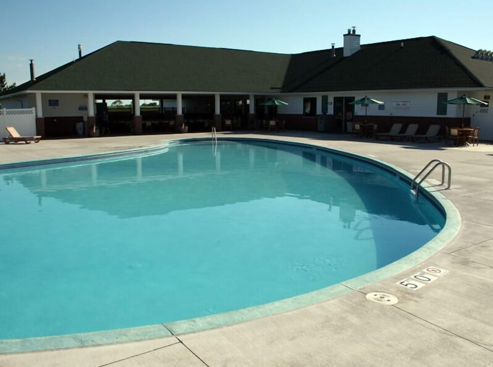 Seasonal outdoor pool