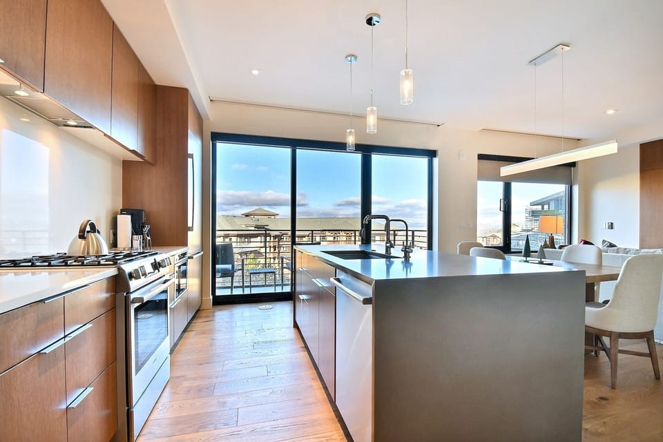 Indoors, Flooring, Room, Building, Furniture