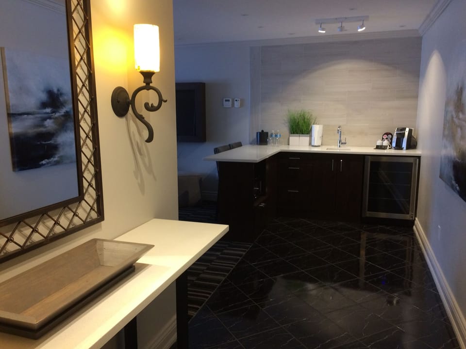 Luxury Suite, 1 Bedroom, Non Smoking (Stair Access Only) | Hypo-allergenic bedding, desk, blackout drapes, iron/ironing board