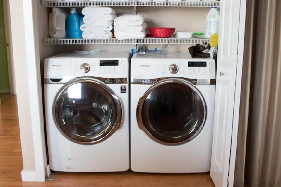 Samsung washer and dryer with steam clean!
