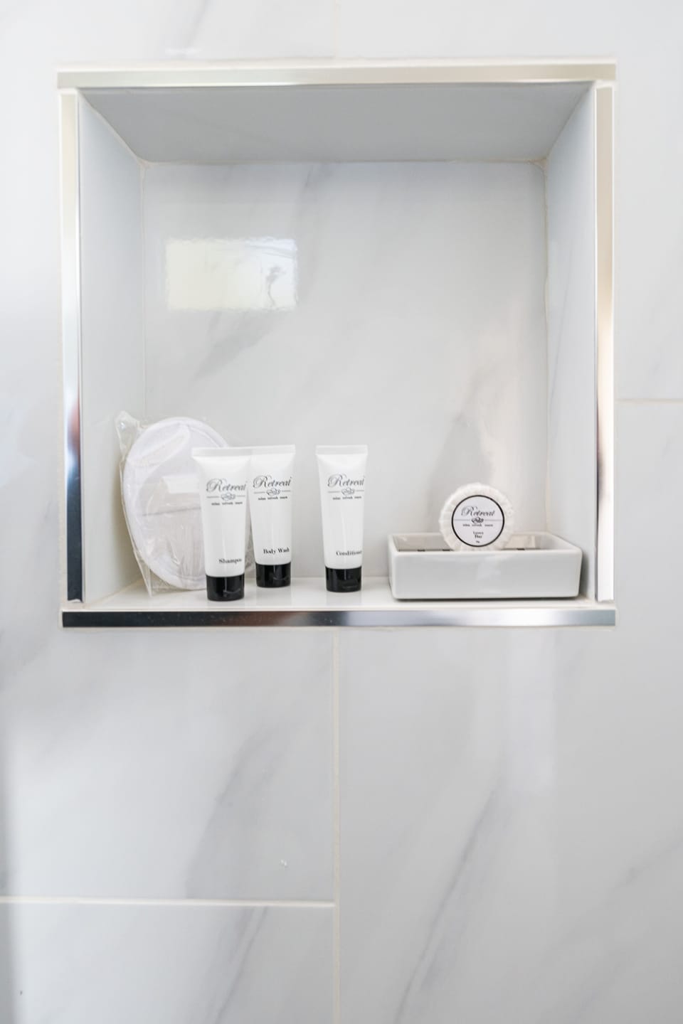 Bathroom amenities