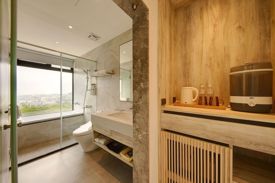 Sunshine Theme Room | Bathroom | Slippers, towels