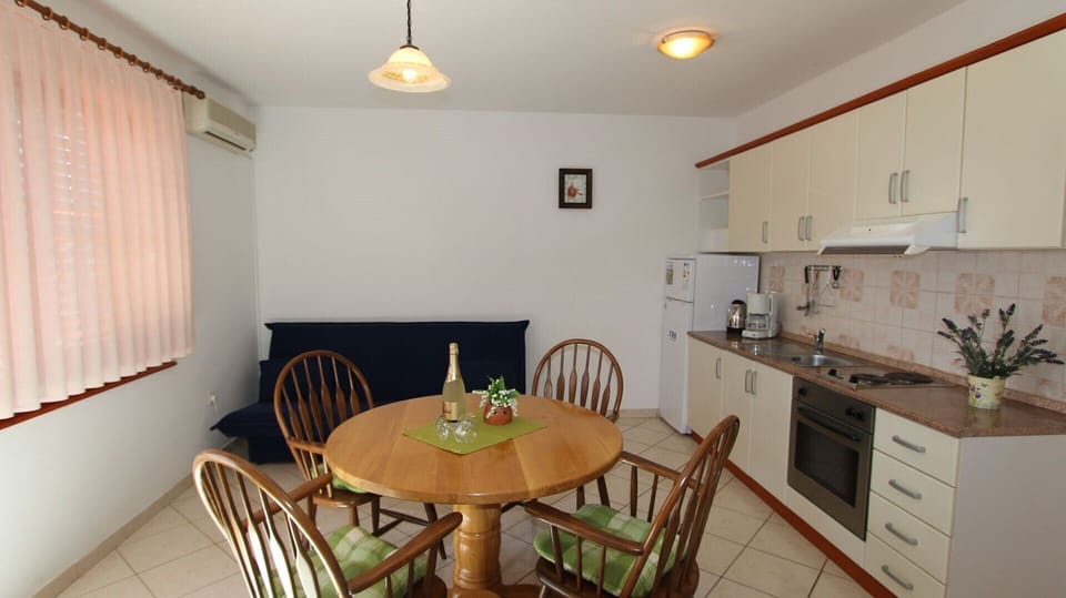 Living room, dining area