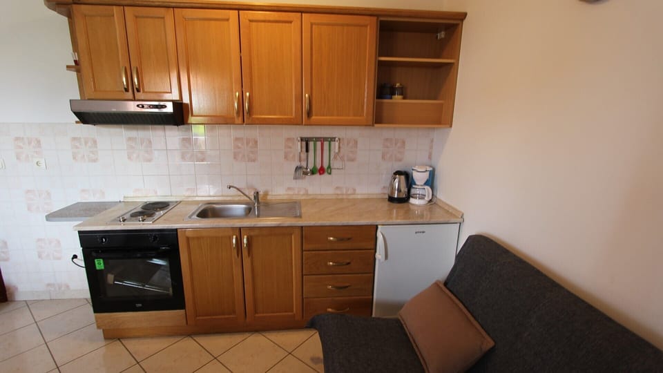Kitchen and living room