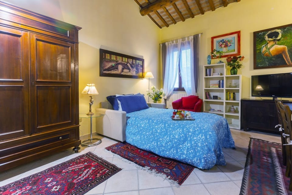 Apartment, 1 Bedroom | 1 bedroom, bed sheets