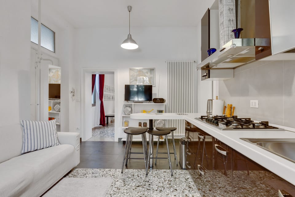 Apartment, 1 Bedroom | Private kitchen | Fridge, microwave, oven, stovetop