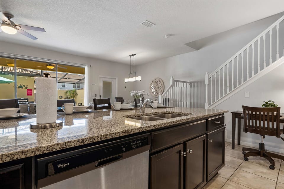 Open Space Kitchen with Room to Cook and Entertain