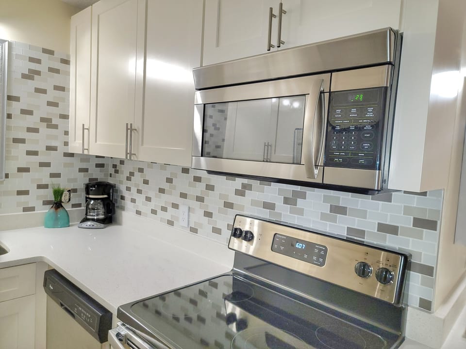 Stainless steel appliances and granite countertops 
