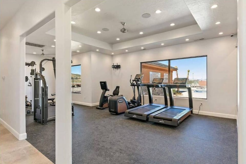 Community Amenities - Right Behind The Home! Lazy River, Fire Pit Area, Splash Pad, Swimming Pool, Sun Loungers, BBQ`s, Clubhouse