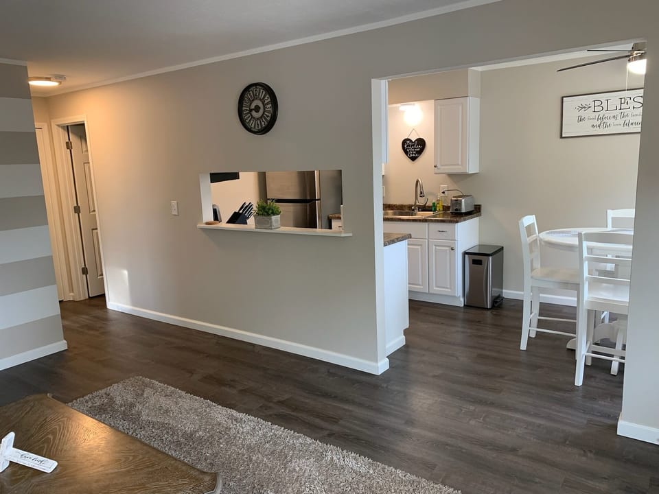 Entrance to kitchen from living room.