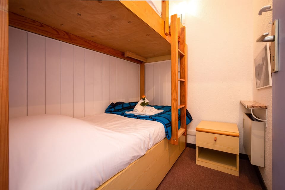 Second bedroom with single bunk beds