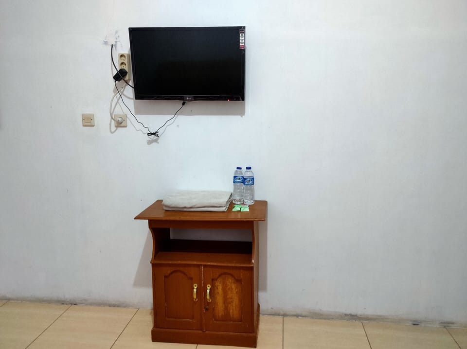 Deluxe Room | Desk, free WiFi, bed sheets