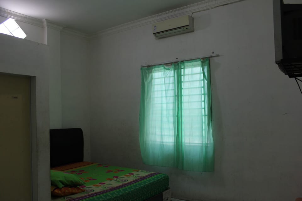 Standard Double Room | WiFi (free), bed sheets