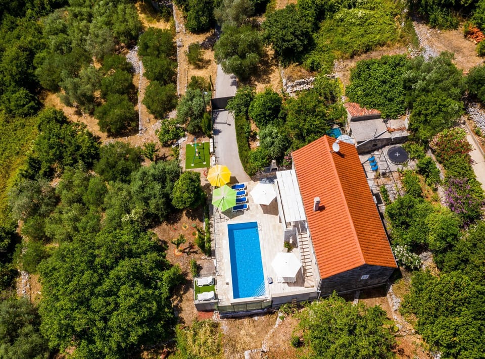House (Four Bedroom Villa with Terrace and S) | Exterior