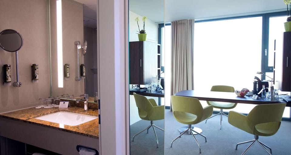 Suite, 2 Twin Beds, Harbor View (Cozy Sitting Corner;with Sofabed) | Room amenity