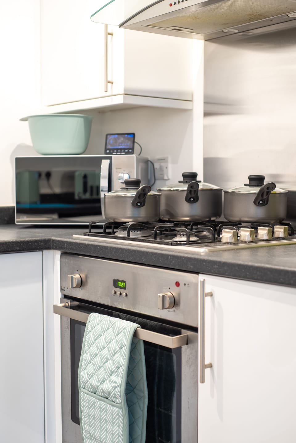 Apartment, Private Bathroom, Courtyard View (No4 NC) | Shared kitchen