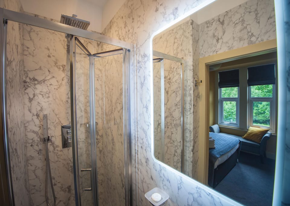 Standard Double Room | Bathroom | Shower, free toiletries, hair dryer, towels