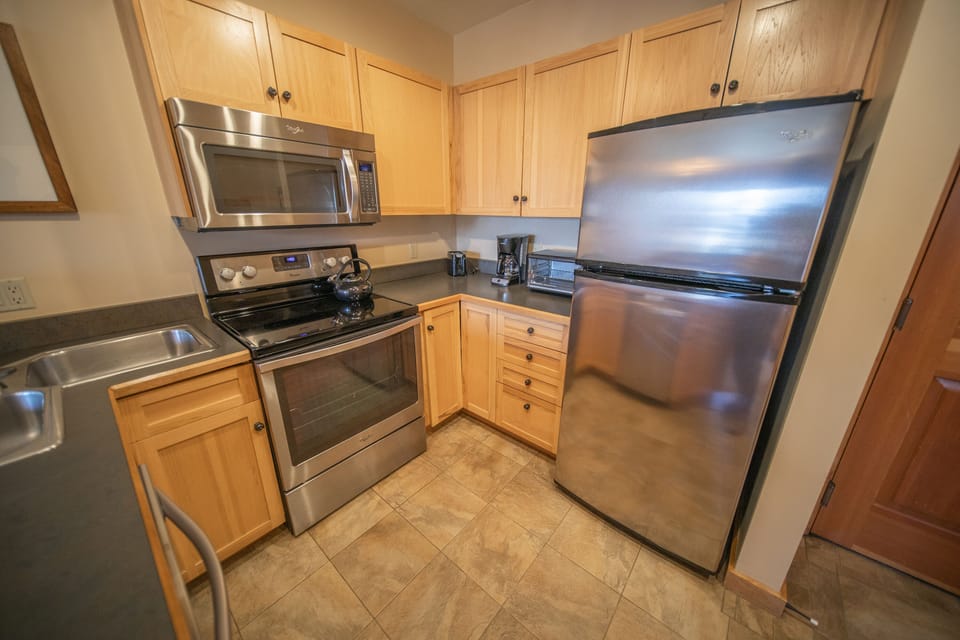 Fully equipped kitchen