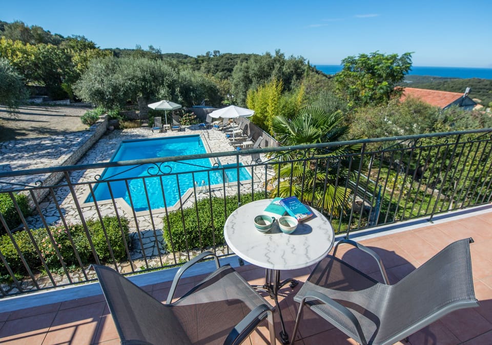Villa Lenio Perithia Loutses pool view