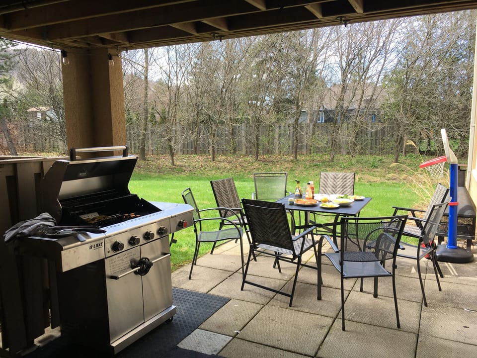 Patio + Barbecue