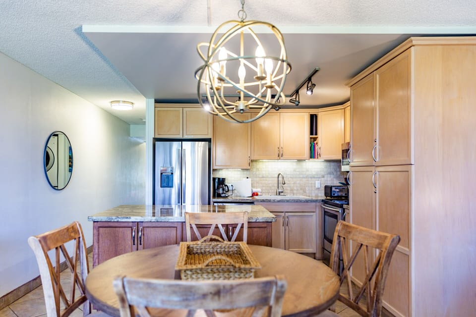 Choose to cook gourmet meals, pick up takeout or mix your own drinks.