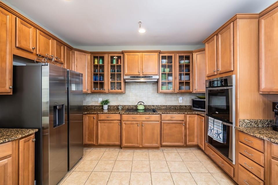 Sunset Island 12 Shore Point Drive Kitchen Area