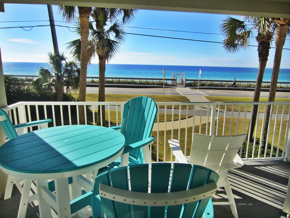 Beautiful GULF FRONT view from the balcony.