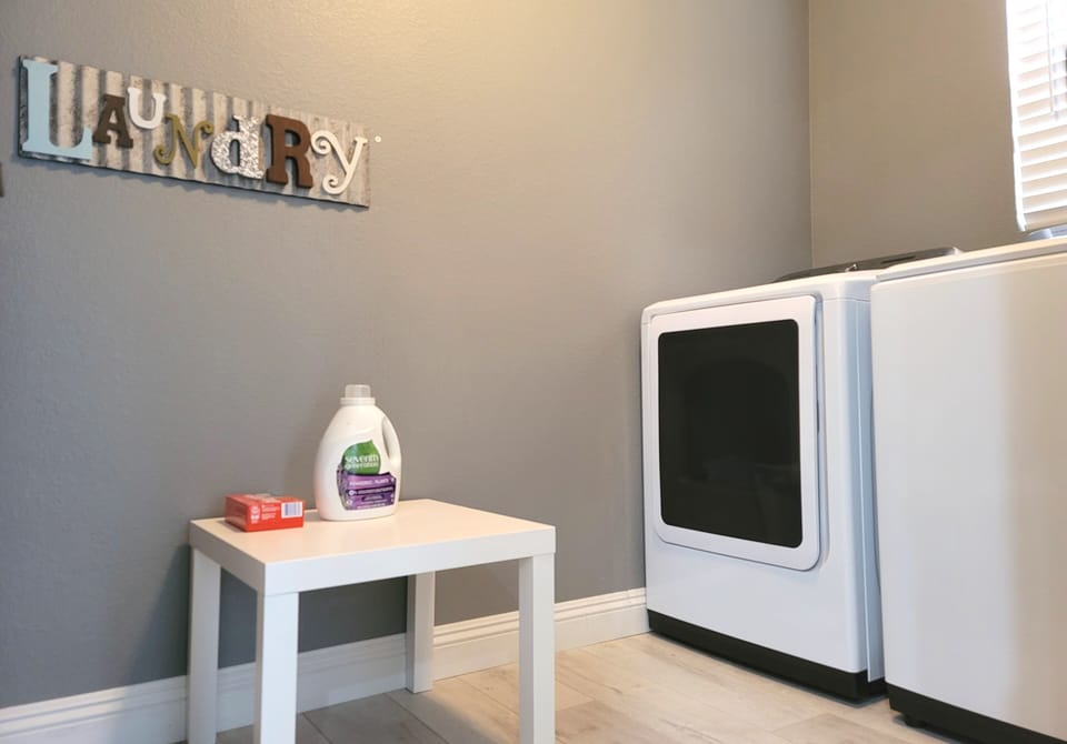Happy laundry :)