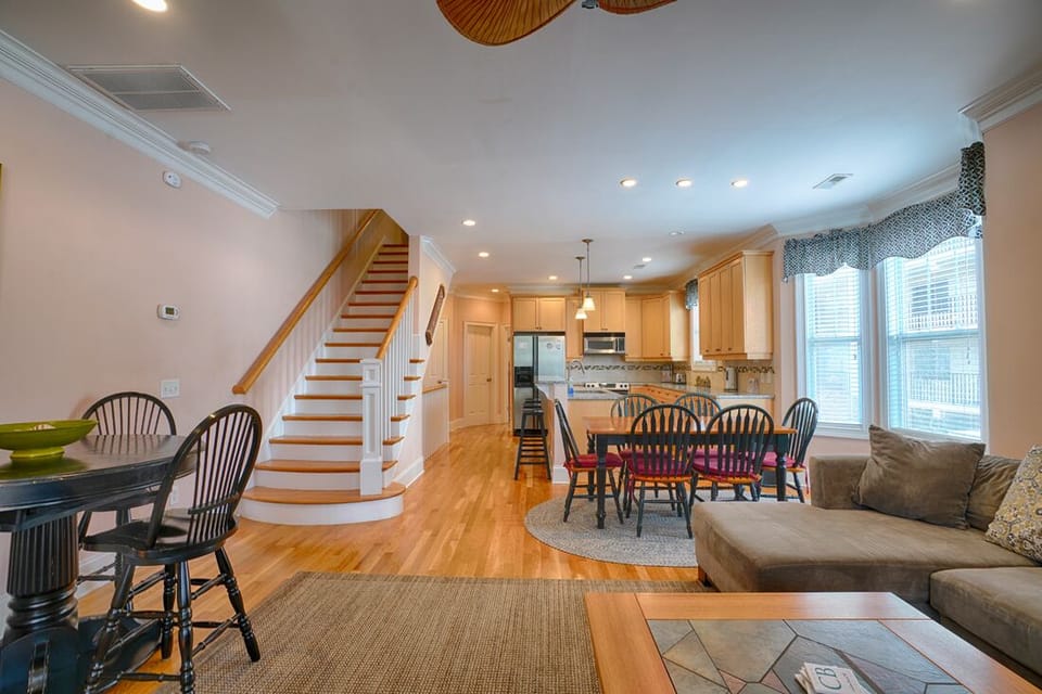 2nd - floor with kitchen/dining/living area. 1 queen room and bath