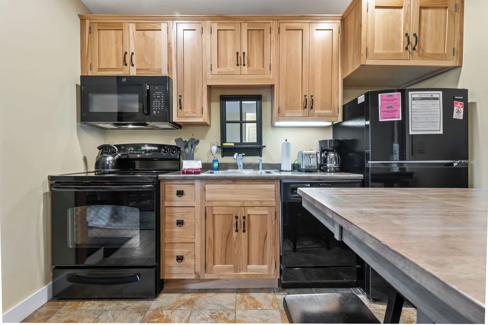 Fully equipped kitchen