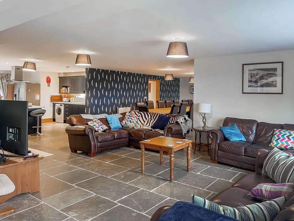 Open plan lounge area | Woodhayne Farm, Bishopswood, near Honiton