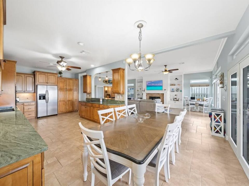 Dining Area in the Kitchen