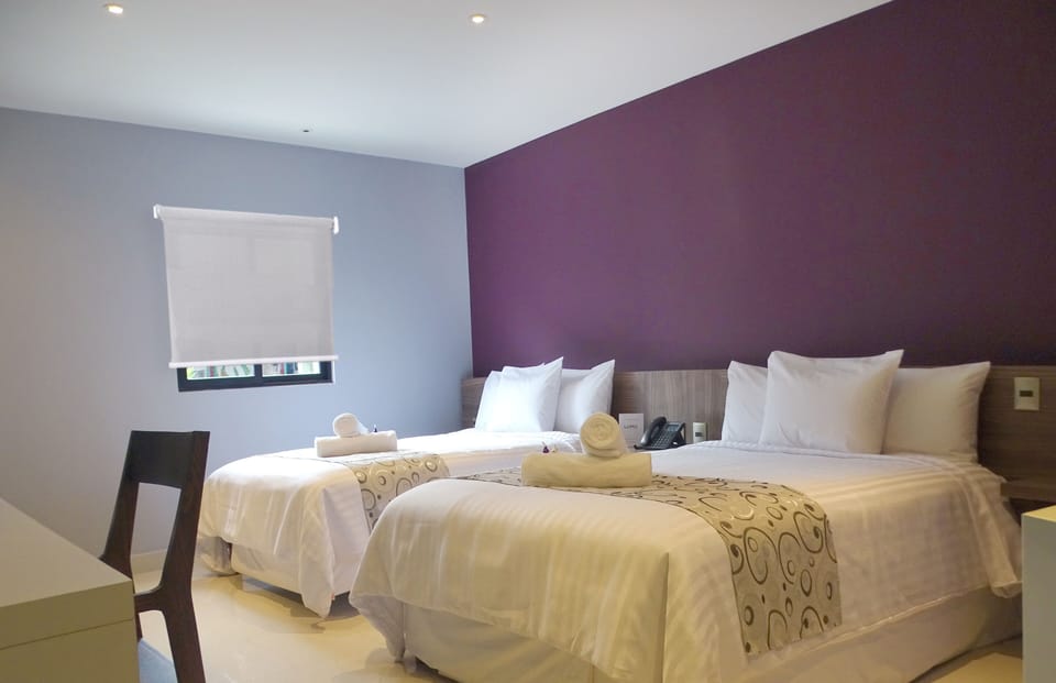 Individually furnished, desk, iron/ironing board, free WiFi