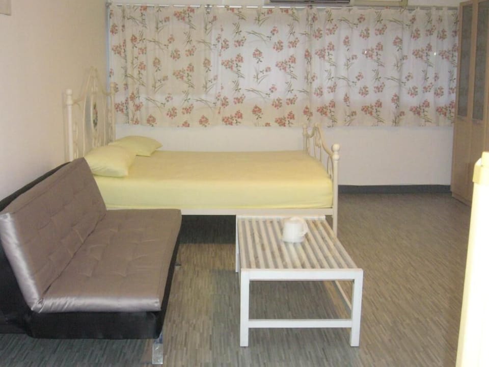 1 bedroom