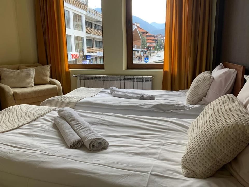 Room, 1 Bedroom, City View | 1 bedroom, bed sheets