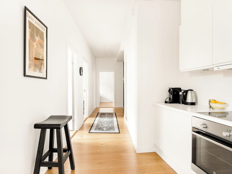 Apartment, 4 Bedrooms, City View | Interior