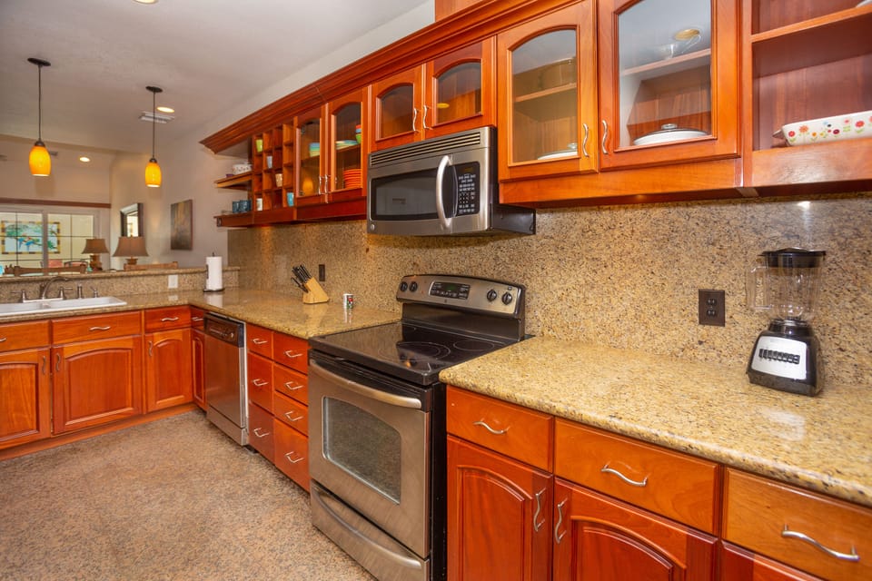 Fully stocked kitchen