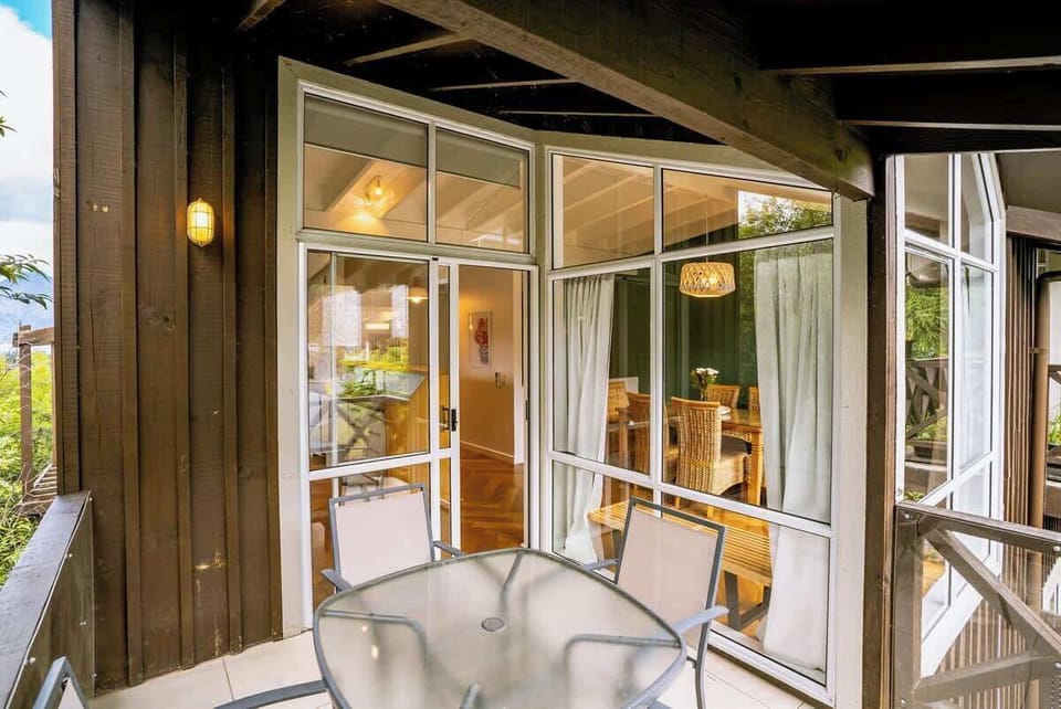 Upper rear patio with BBQ 