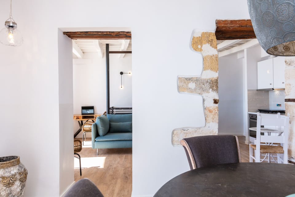 Premier Apartment | Dining room