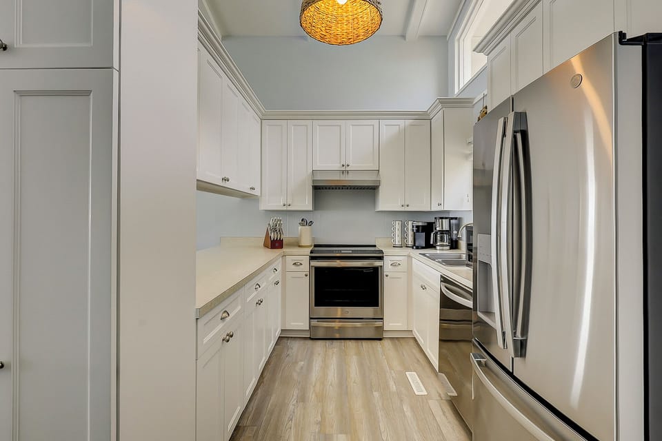 99 Dune Lane - Kitchen