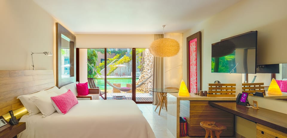 Room (Garden, Swim Up) | Garden view